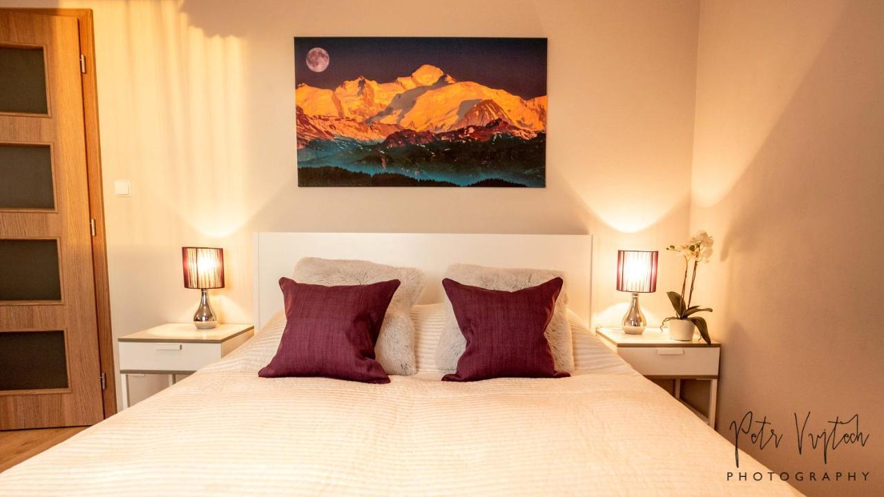 Luxurious, Lovely And Romantic Apartment In Tábor Eksteriør billede