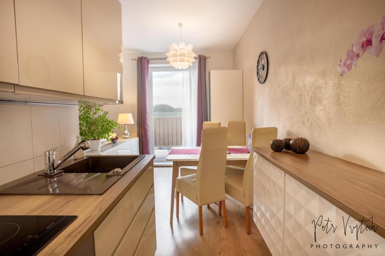 Luxurious, Lovely And Romantic Apartment In Tábor Eksteriør billede