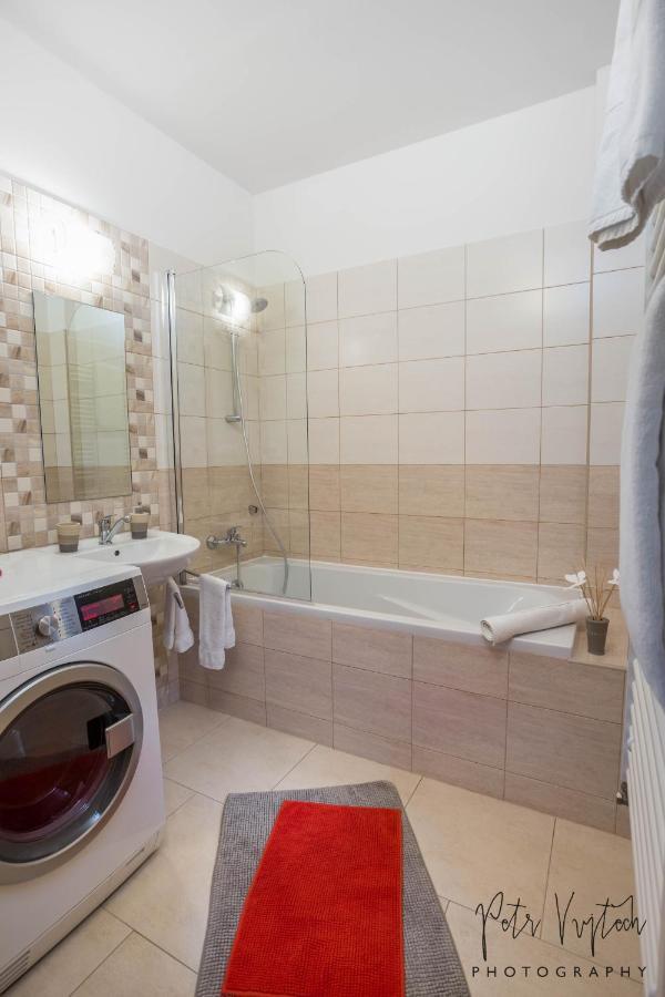 Luxurious, Lovely And Romantic Apartment In Tábor Eksteriør billede